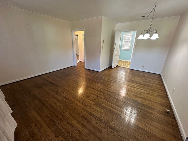 Foto del edificio - Burlington / Condo