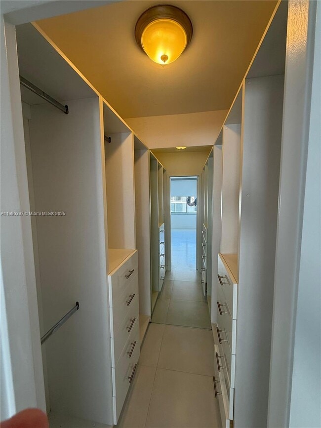 Building Photo - 1200 West Ave