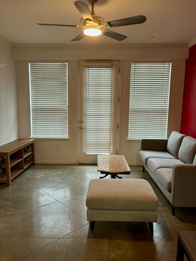 2505 San Gabriel St Unit 508, Austin, TX 78705 Condo for Rent in