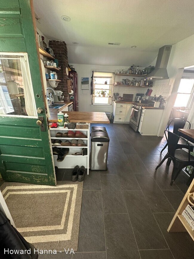 Foto del edificio - 2 br, 1 bath House - 315 10th Street NW