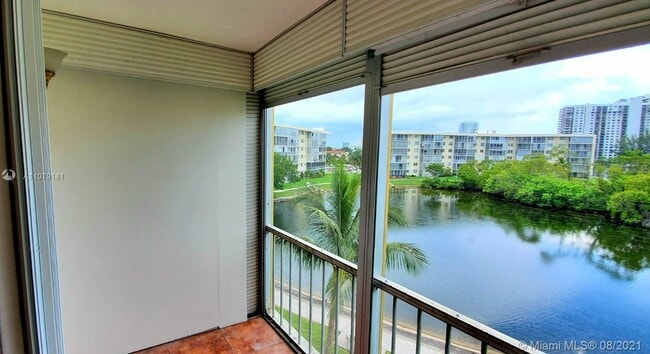 Building Photo - 3030 Marcos Dr