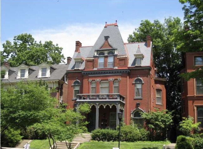 Carriage house in rear of Main house - 1433 S 3rd St