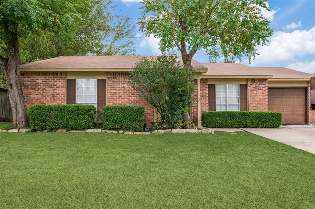 Primary Photo - 2326 E Timberview Ln