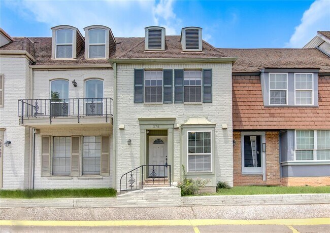 Foto del edificio - 378 N Post Oak Ln
