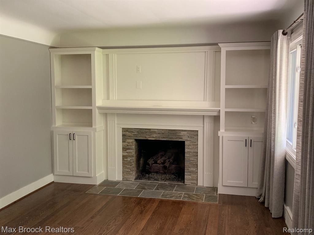 Primary Photo - 2832 Pembroke Rd