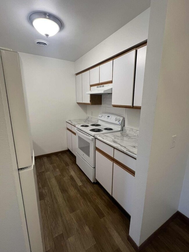 Interior Photo - Woodland Village