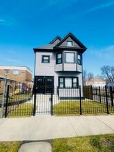 Building Photo - 1348 W 61st St