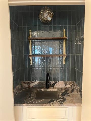 Foto del edificio - 10168 Stoneleigh Dr