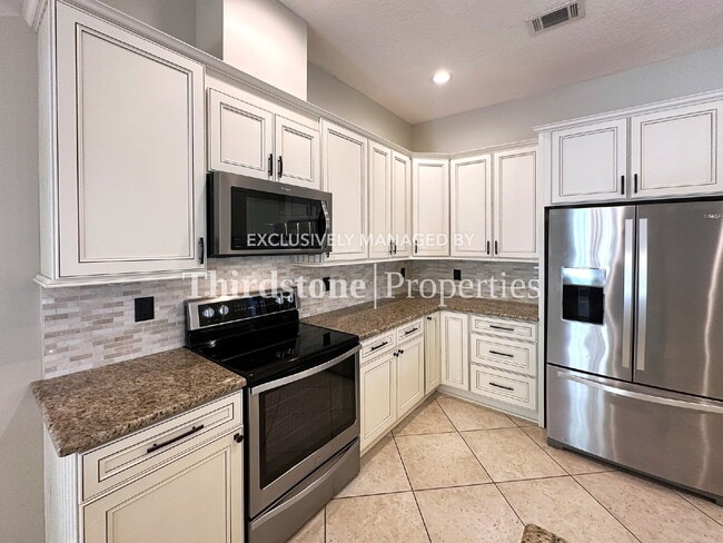 Building Photo - 12770 Camellia Bay Dr W