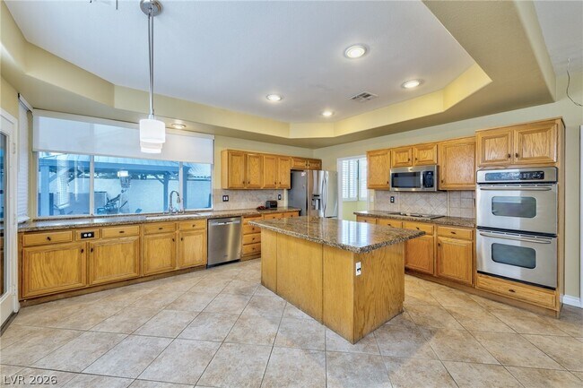 Building Photo - 9408 Cloudcroft Ave