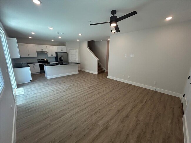 Foto del edificio - 7601 Bow Ct