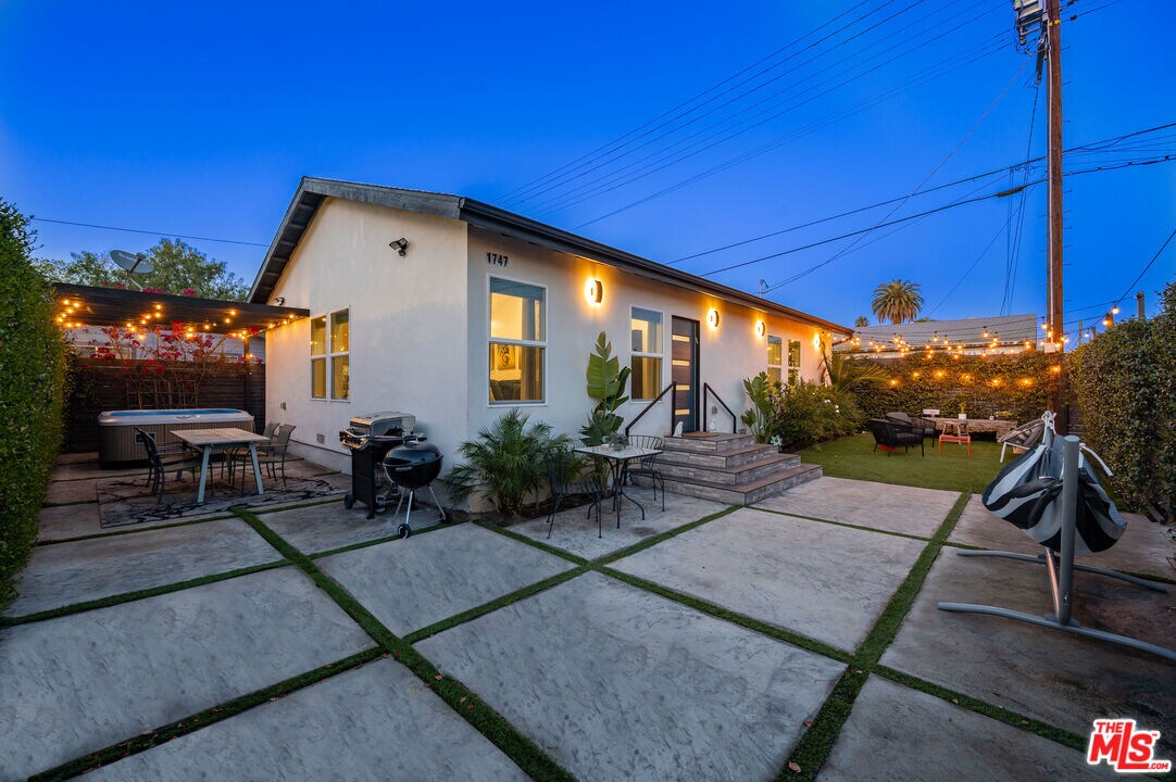 Foto principal - 1747 W 30th St