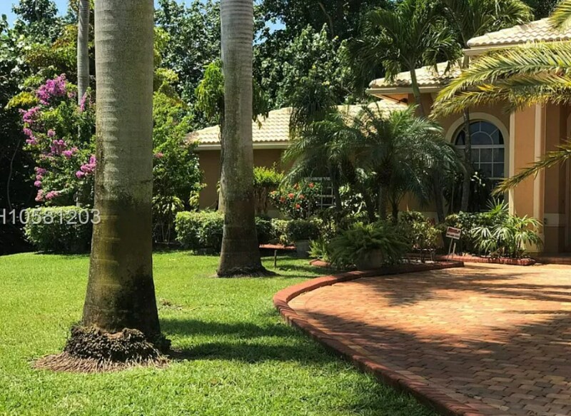 Primary Photo - 6300 SW 58th Ct