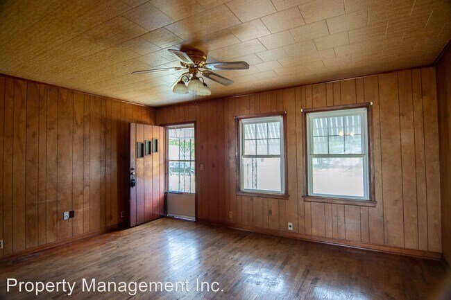 Foto del edificio - 2 br, 1 bath House - 710 W 1st