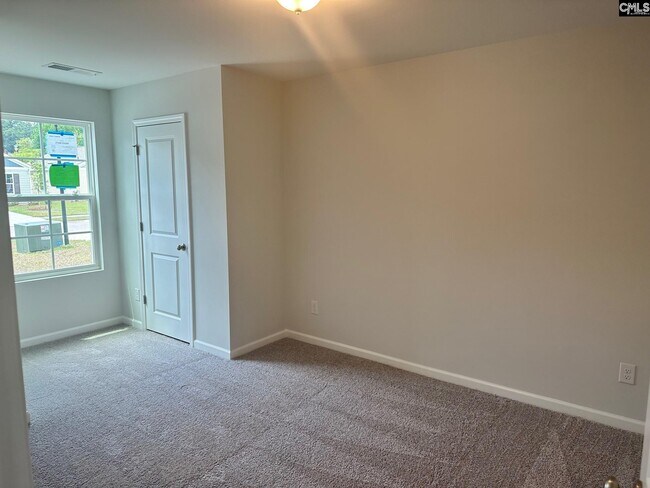 Building Photo - 845 Summerwood Ln