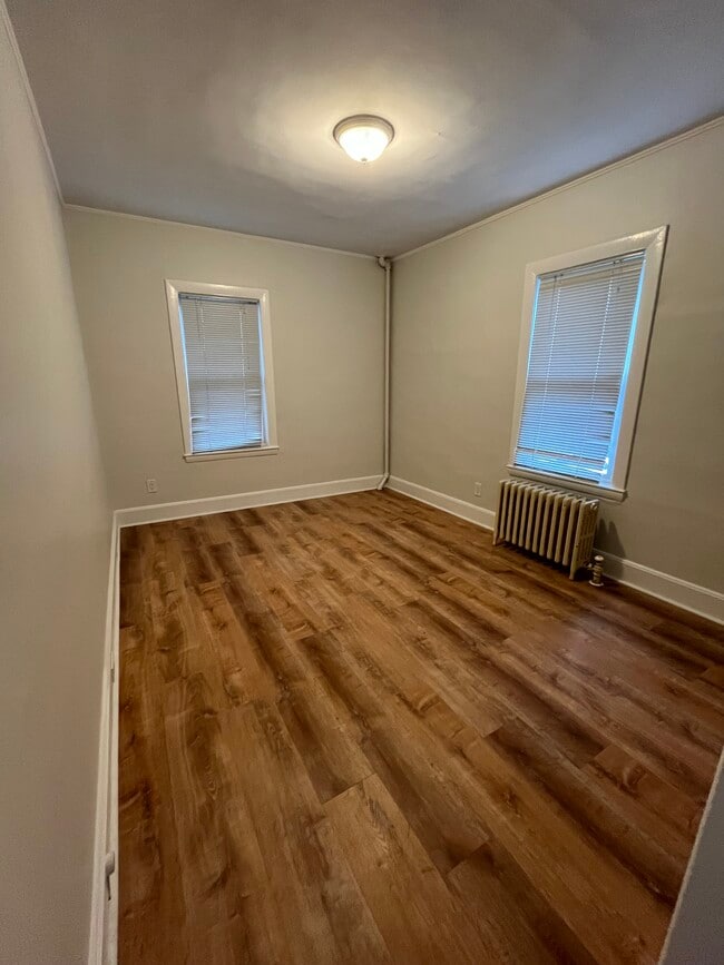 Bedroom 1 - 44 Russell Rd