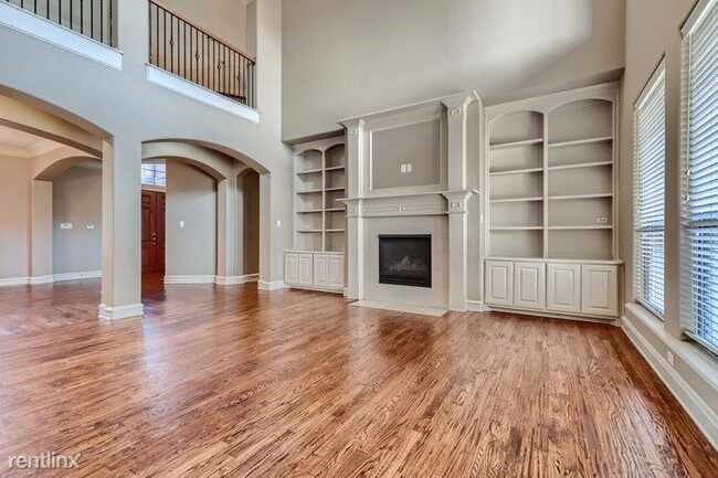 Building Photo - 5 br, 3.5 bath House - 144 Links Ln UNIT