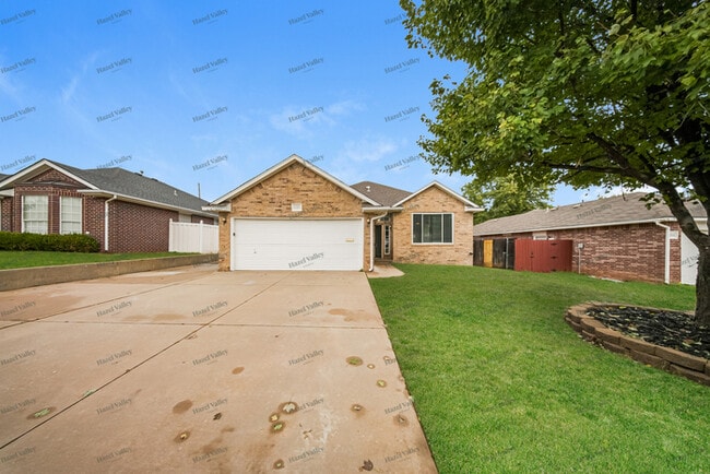 Photo - 6125 SE 7th St House