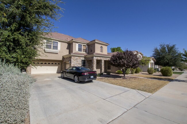 Building Photo - Beautiful 5 Bed./3.5 bath in Queen Creek!