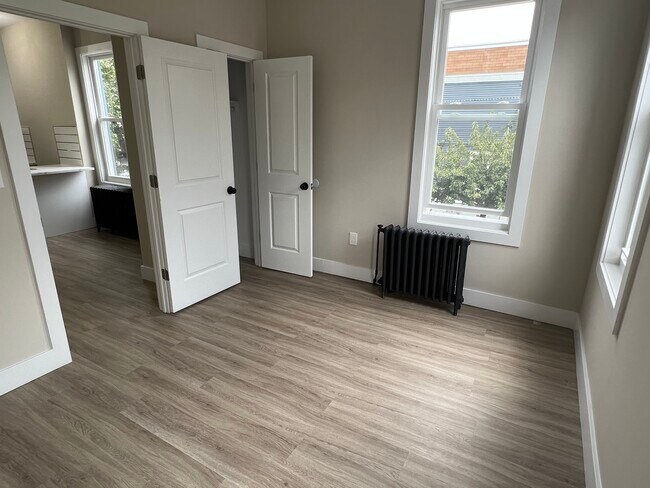 Foto del edificio - 218 Bowers St