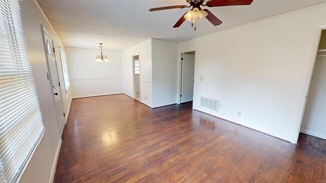Foto del edificio - 3307 Bedford Ln
