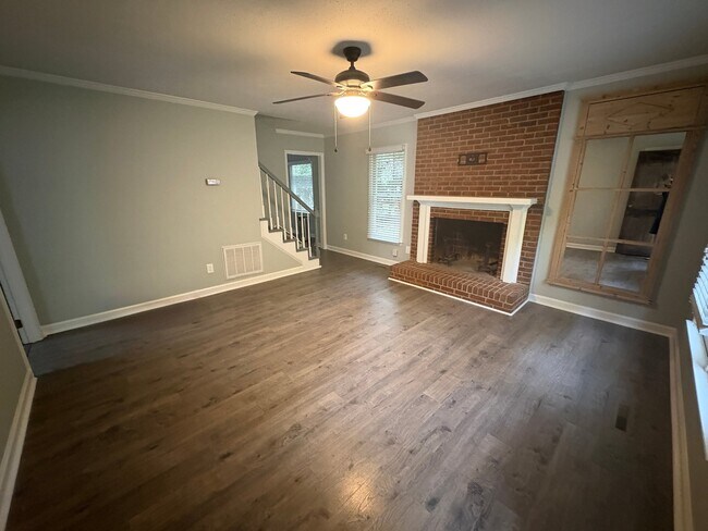 Foto del edificio - 10815 Danesway Ln