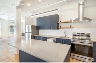 Building Photo - 112 Rue Mcgill