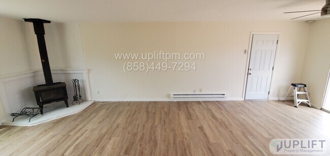 Building Photo - Bonita Dr (842)