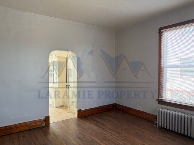 Building Photo - 508 E Garfield St