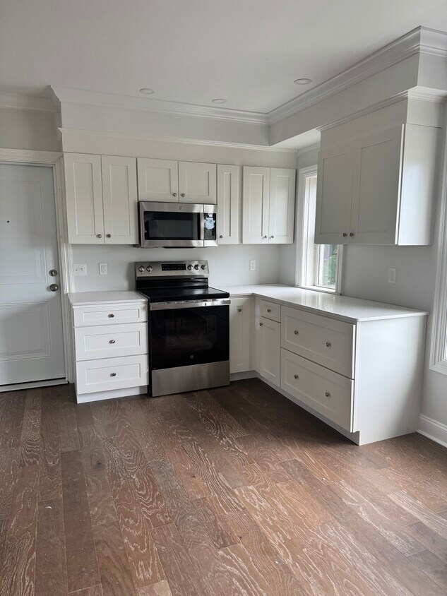 Foto principal - 58 Stonington St