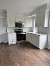 Building Photo - 58 Stonington St