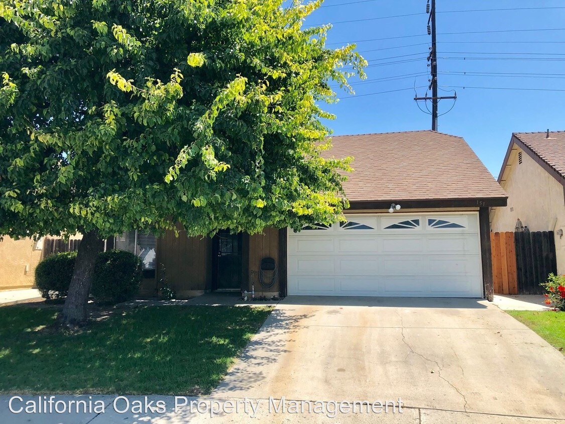Foto principal - 3 br, 2 bath House - 151 Surrey Way