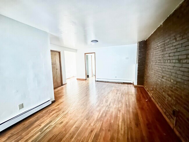 Foto del edificio - 10 JEWETT Ave