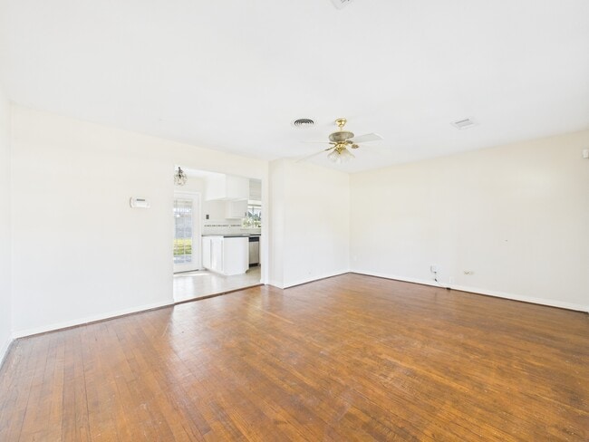 Building Photo - 3035 Guese Rd
