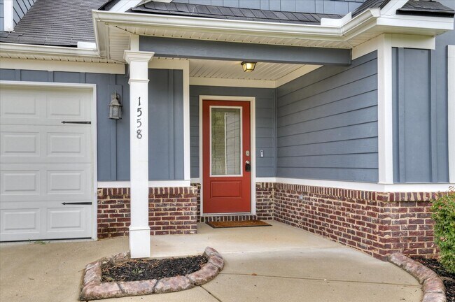 Building Photo - 1558 Driftwood Ln