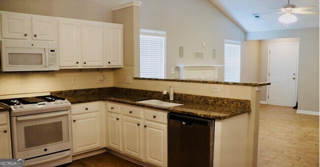 Foto del edificio - 1091 Pine Acre Dr NE
