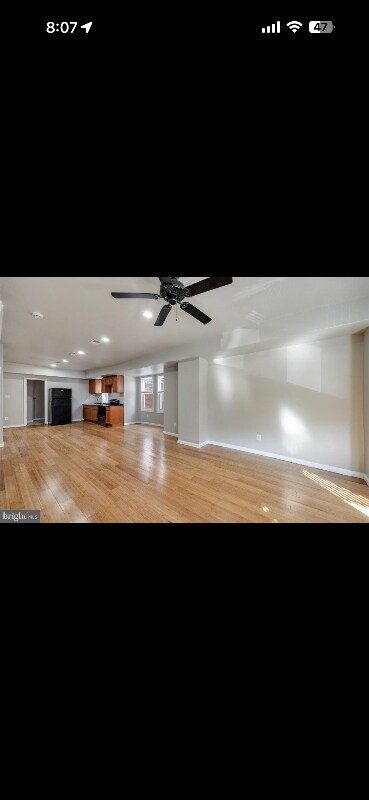 Foto del edificio - 109 W Logan St