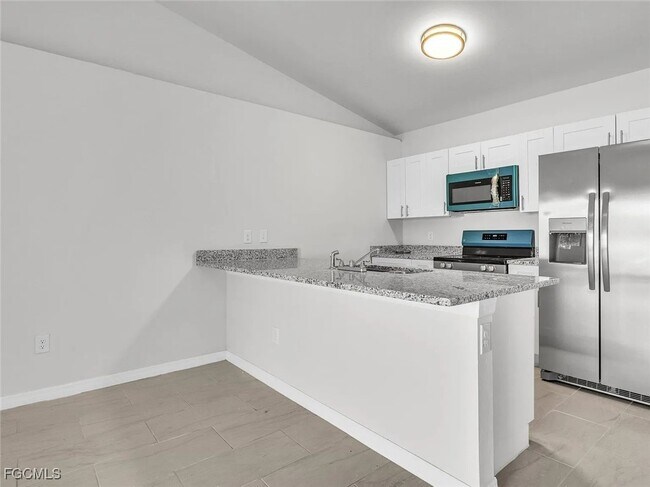 Foto del edificio - 4622 SW 8th Ct