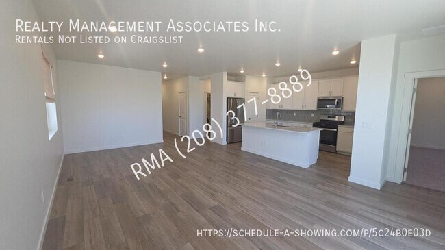 Foto del edificio - 463 W Norwich St