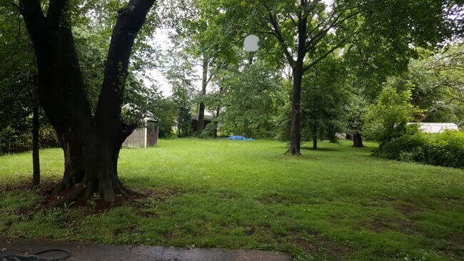 Foto del edificio - 992 Clements Bridge Rd