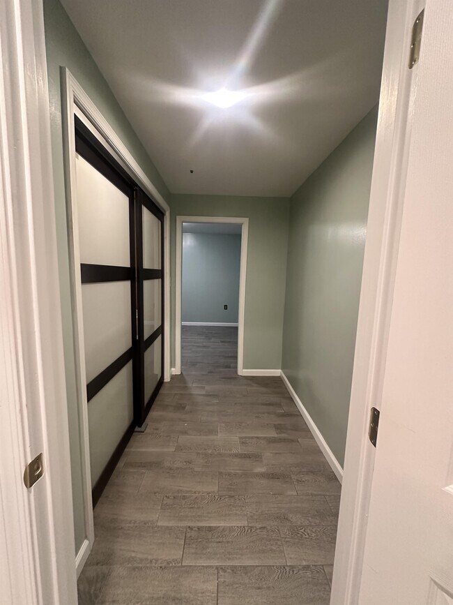 Building Photo - 4606 Winterberry Ln