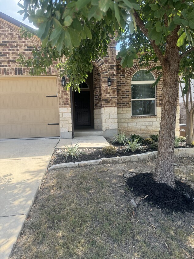 Building Photo - 5730 Mckinney Falls