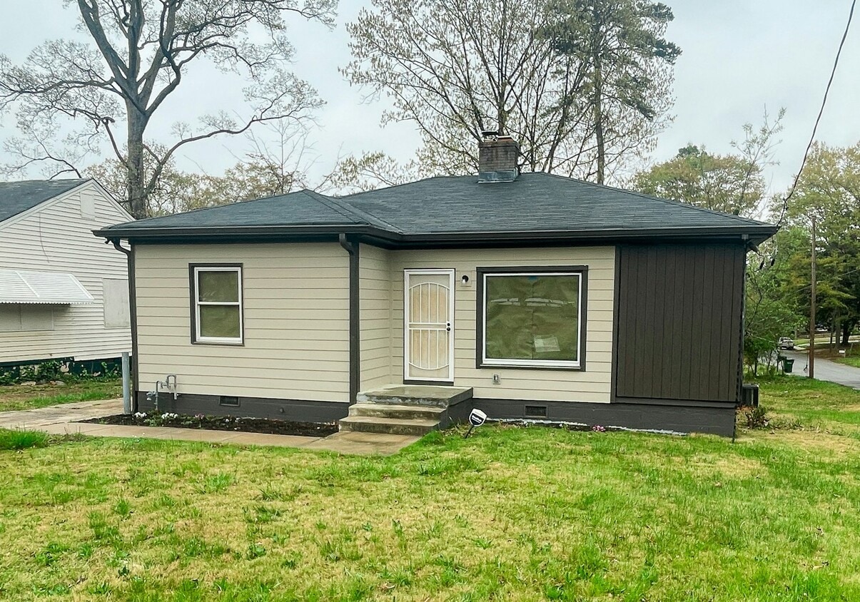 Photo - 1443 Venetian Drive Southwest