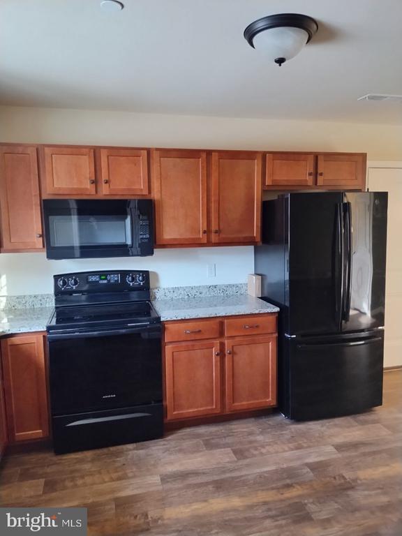 Building Photo - 502 Byler Cir
