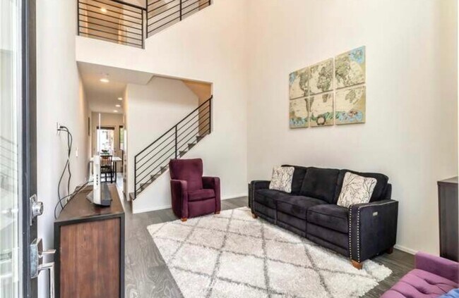 Foto del edificio - Modern Living in Thriving Georgetown