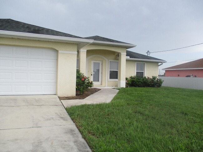 Building Photo - Coming soon  nice 3/2 with newer carpet