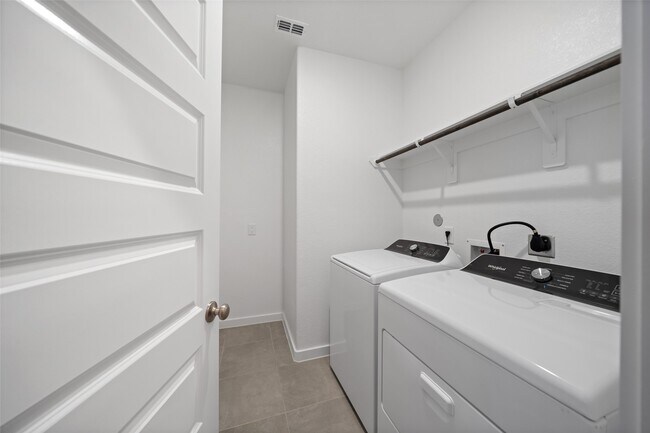 Foto del edificio - 14155 Greystone Ter St