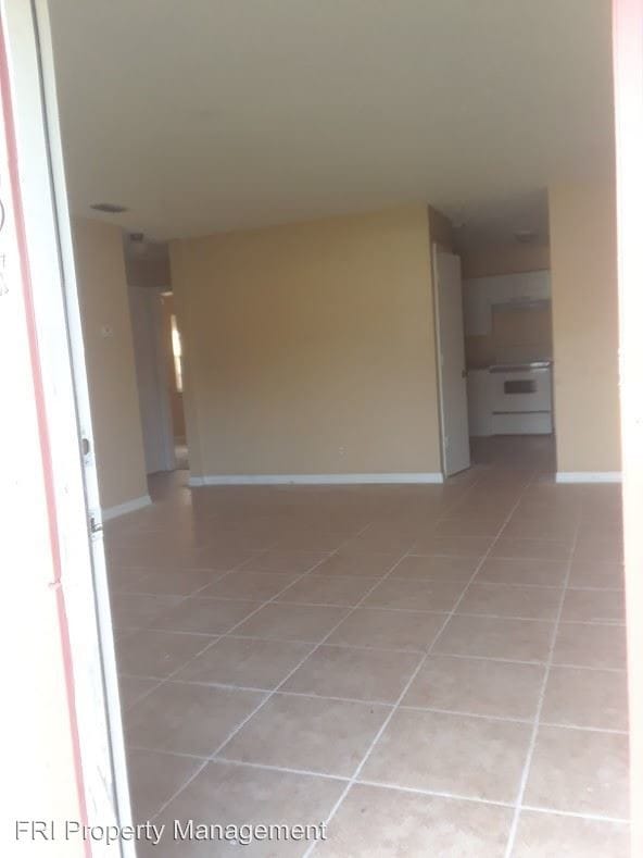 808 Van Lieu St Unit B, Kissimmee, FL 34744 Apartment for Rent in Kissimmee, FL