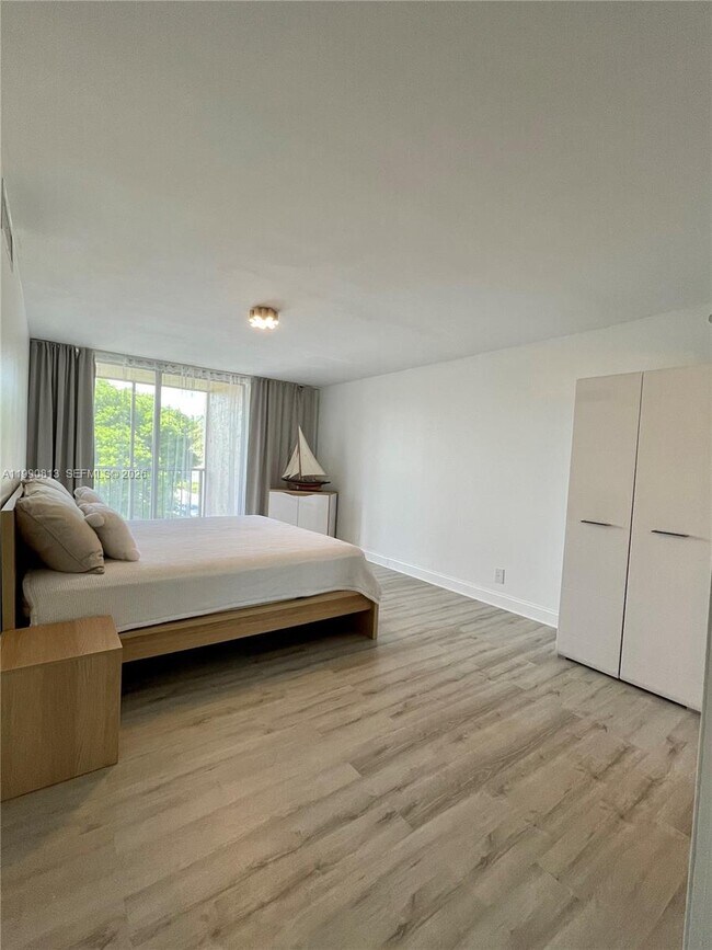 Foto del edificio - 2101 Atlantic Shores Blvd