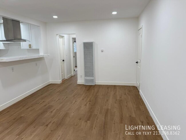 Foto del edificio - Stylish 1-Bedroom in North Hollywood